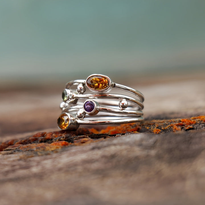 Exquisite Boutique Zirconia Inlaid Ring