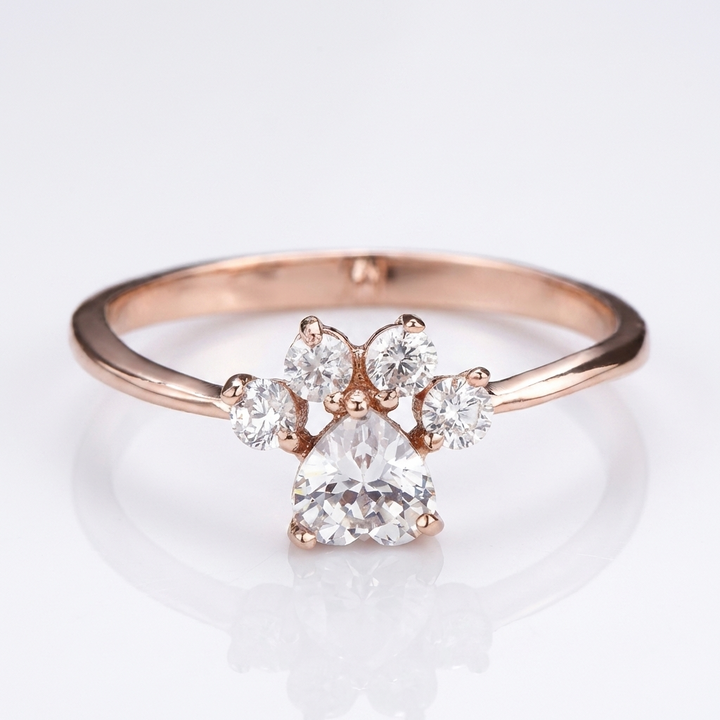 Unique Paw Zirconia Ring