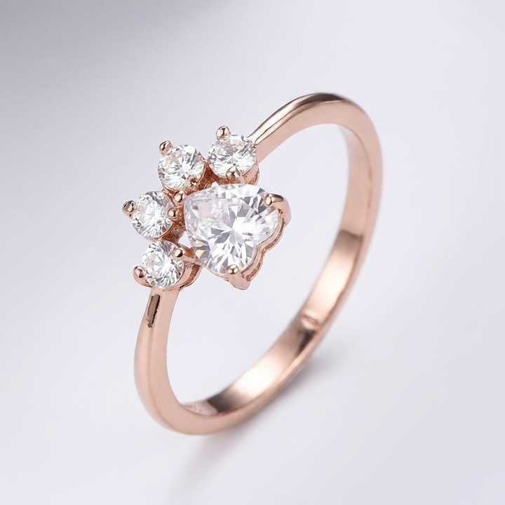 Unique Paw Zirconia Ring