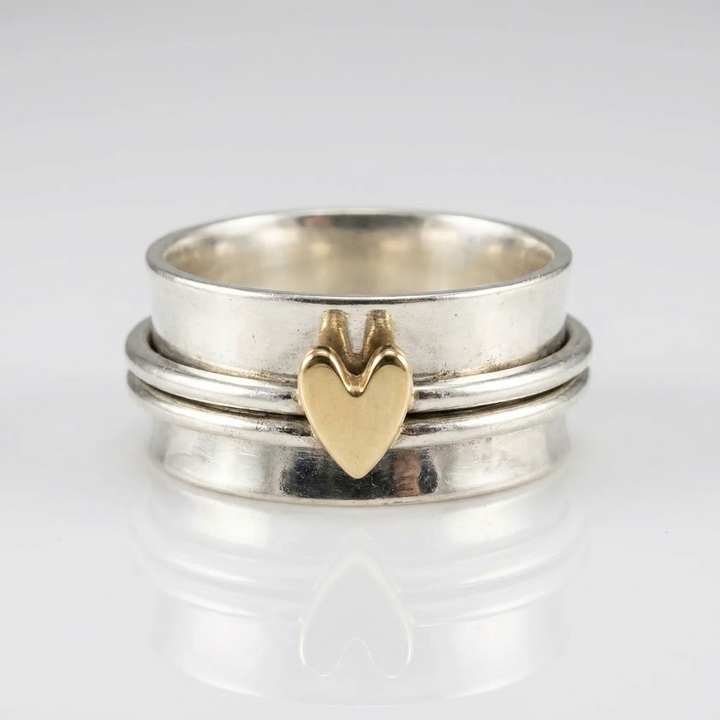 Antique Heart Band Ring