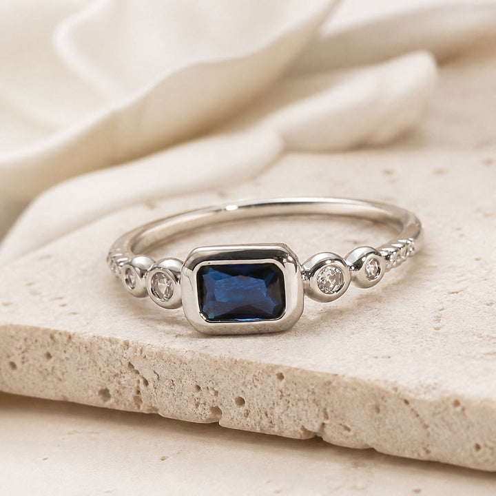 Windsor White Gold Sapphire Ring