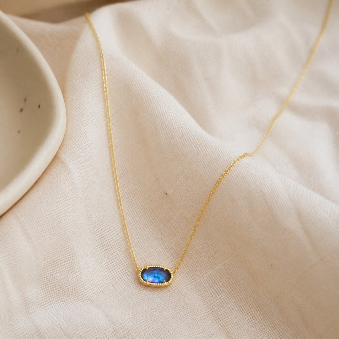 Classic Oval Sapphire Necklace