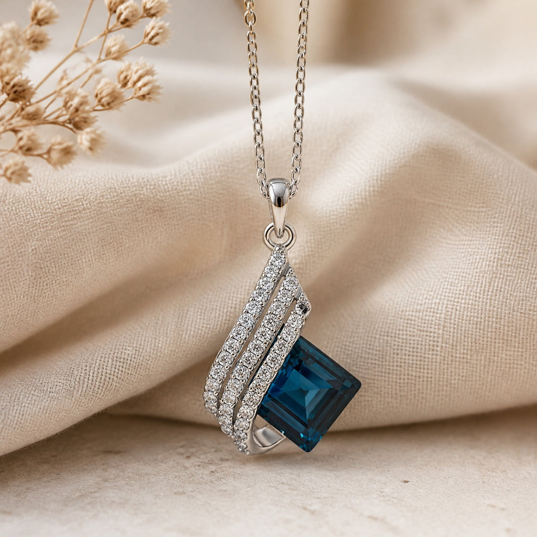 Brienne Solazure Jewelry Set
