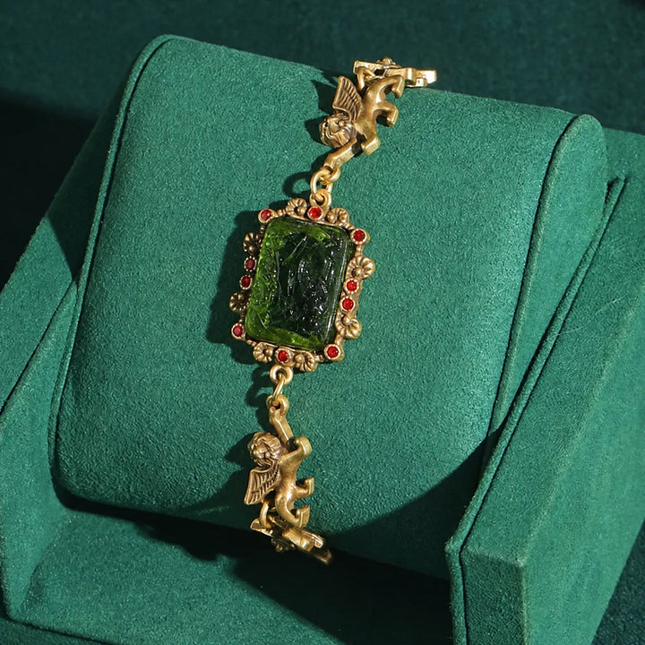 Baroque Lion Charm Square Pearl Bracelet