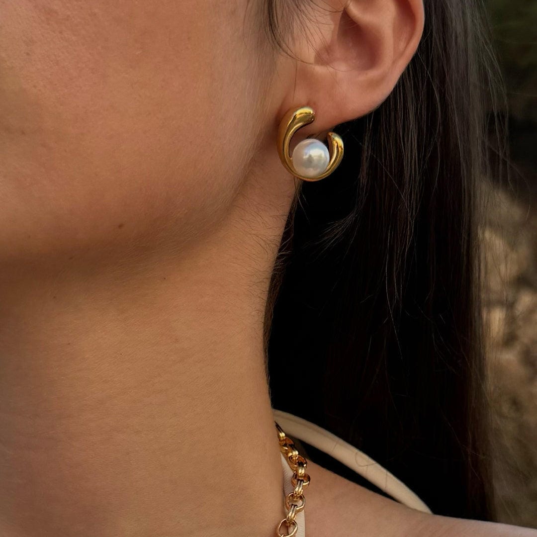 Elegant Gold Swirl Pearl Earrings