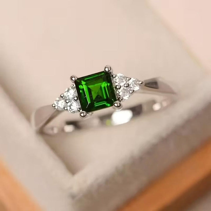 Verde Emerald Solitaire Ring