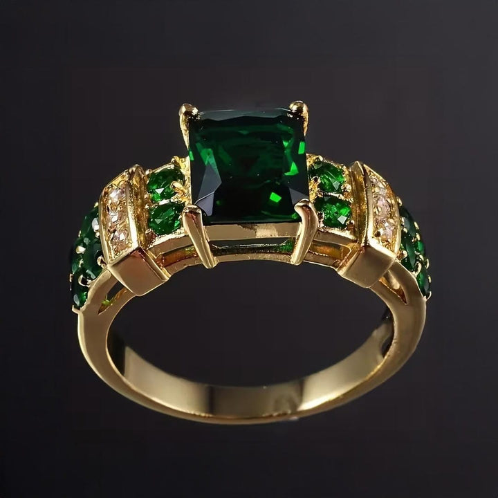 Majestic Crest Bold Ring