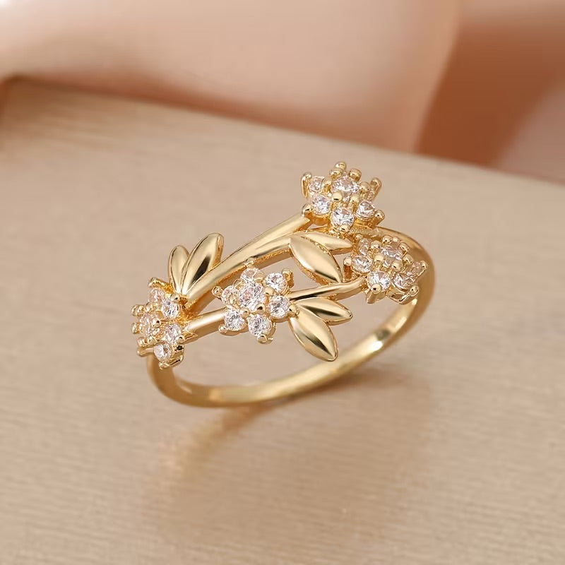 Timeless Floral Zirconia Ring