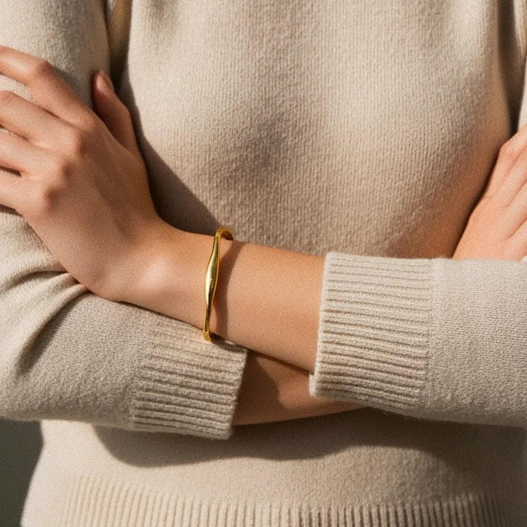 Timeless Luxe Spiral Gold Bangle