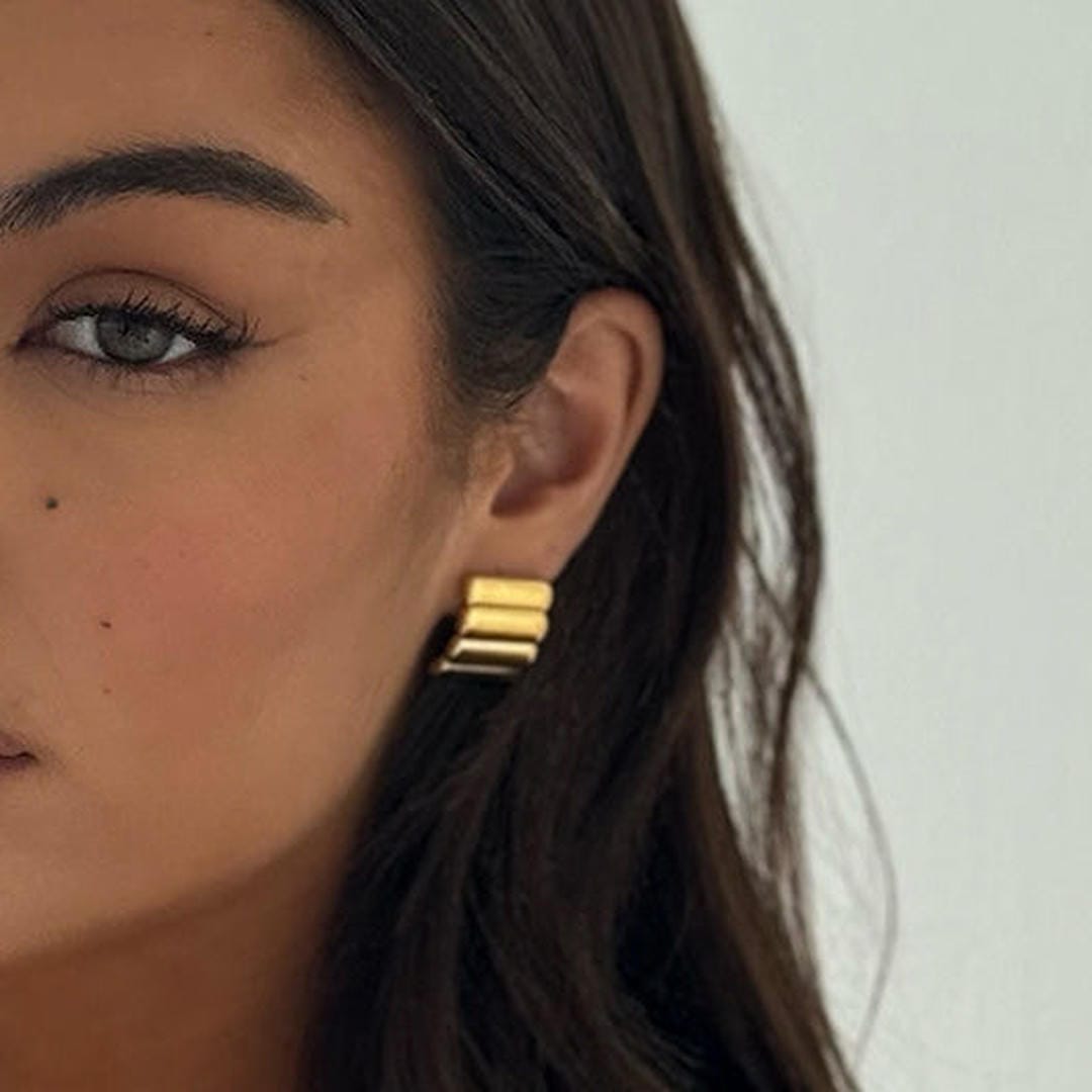 Mini Ribbed Gold Studs