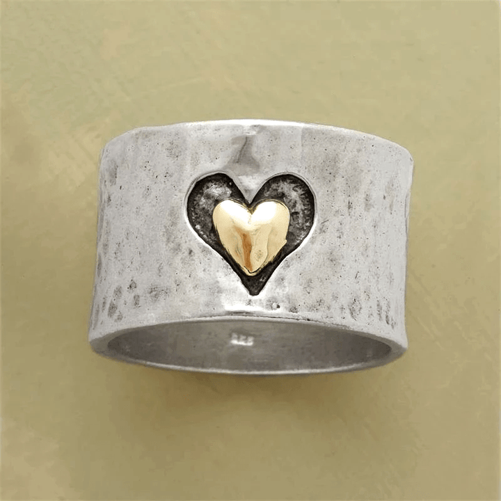 Retro Dual-Tone Silvery Heart Ring