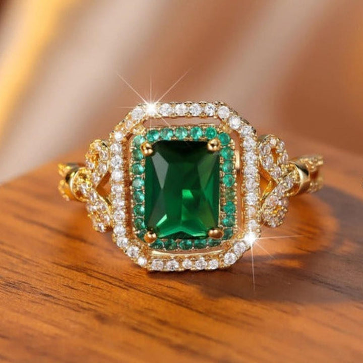 Luminous Emerald Green Crystal Ring