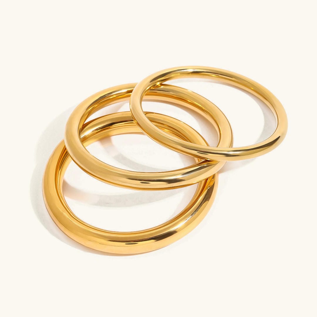 Vintage Smooth Gold Bangle
