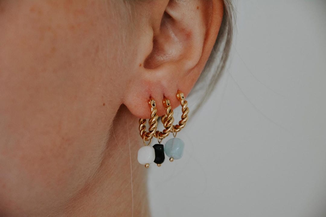 Louane Graceful Drop Stone Twisted Earrings