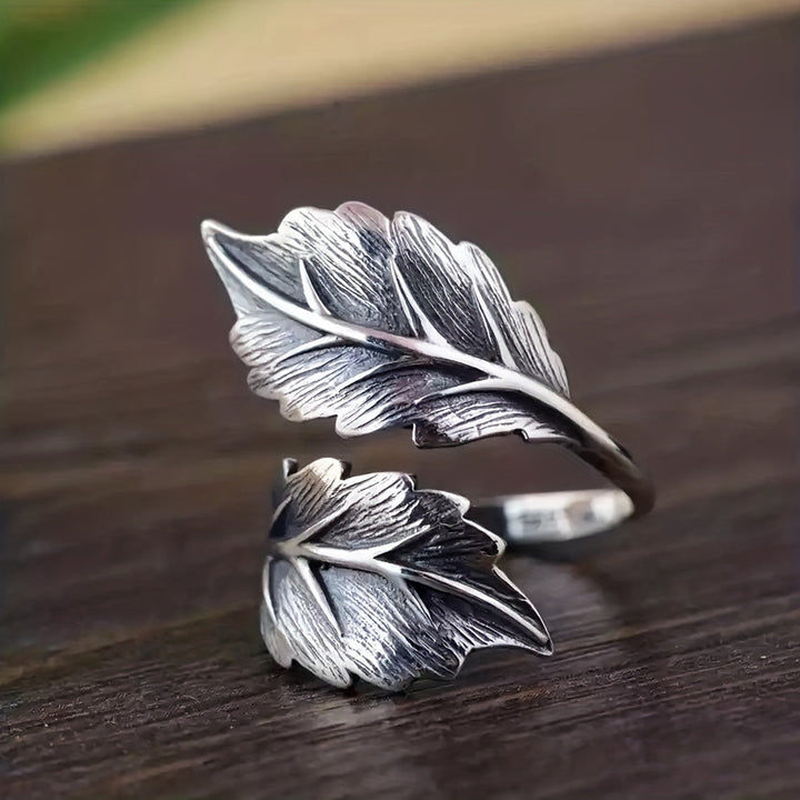 Vintage Leaf Design Ring
