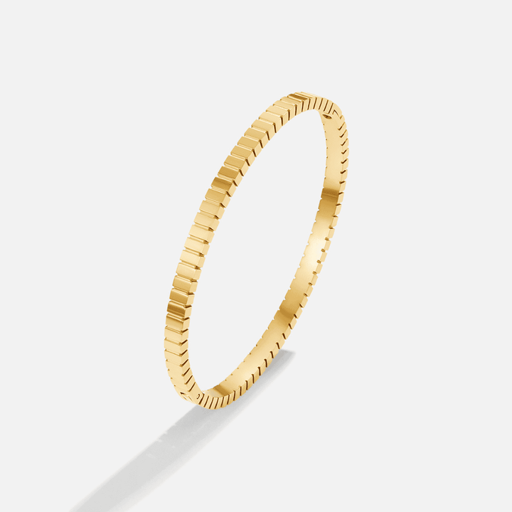 Graceful Gold Bangle
