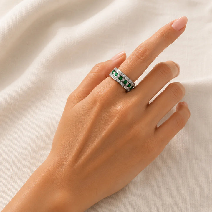 Elegant Emerald Matrix Ring