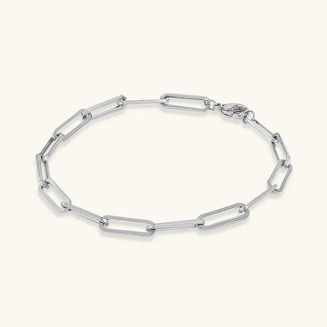 Elegant Gold Paperclip Bracelet