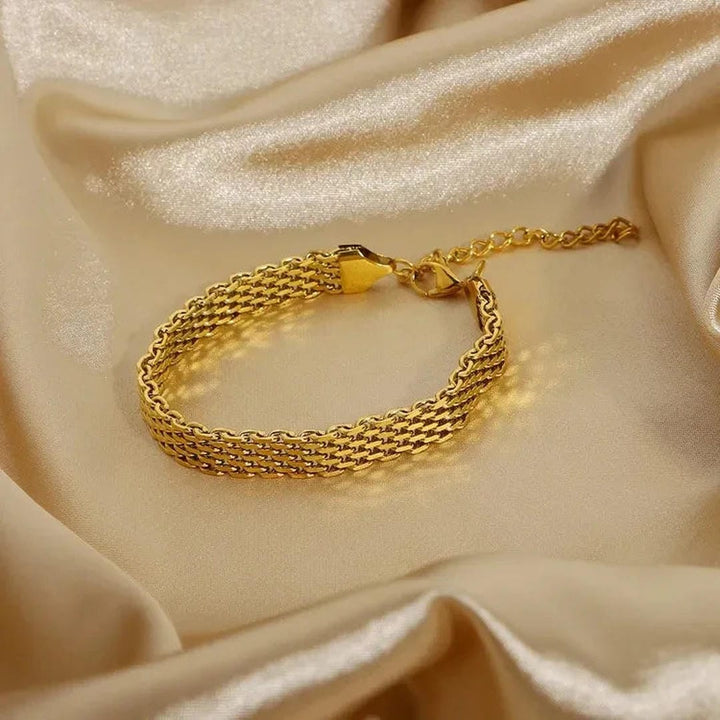 Elowyn Gold Chain Bracelet