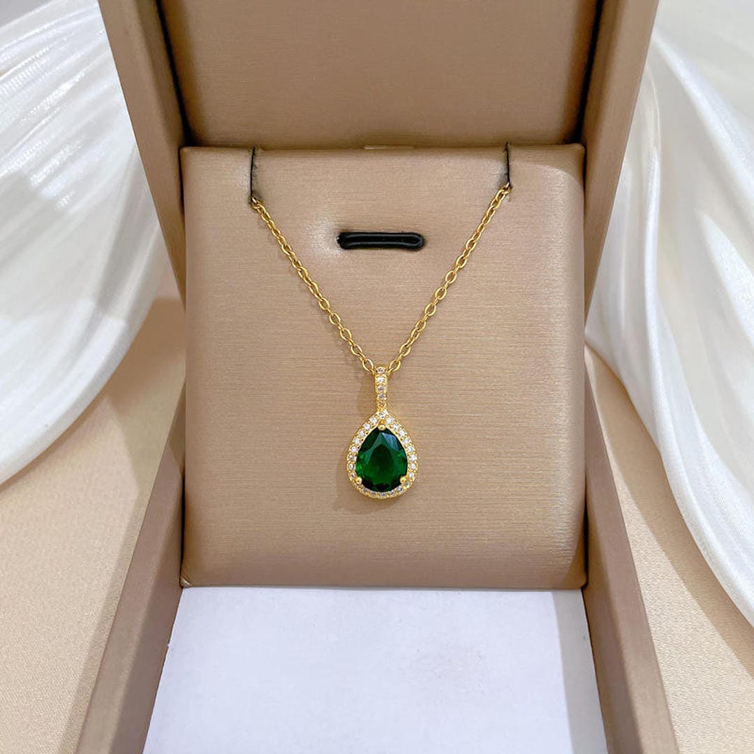 Royal Emerald Gold Set
