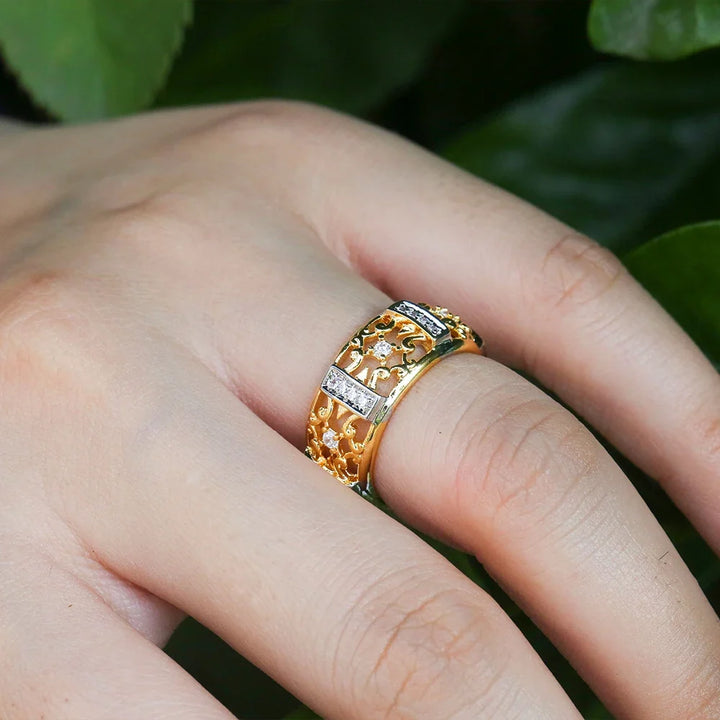 Hollow Out Exquisite Ring