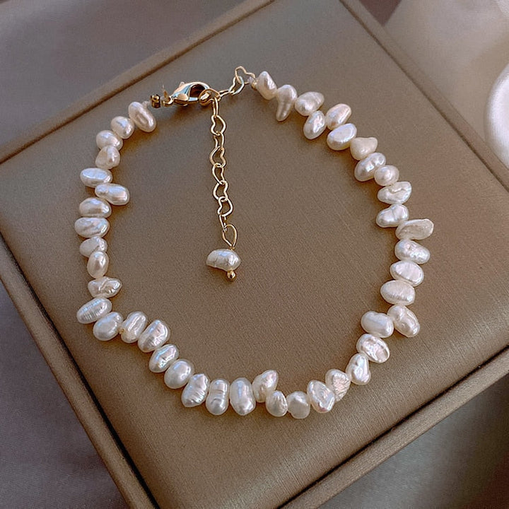Elegant Céline Pearl Bracelet