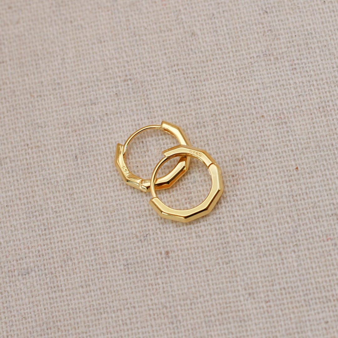 Gold Bevelled Huggie Hoops