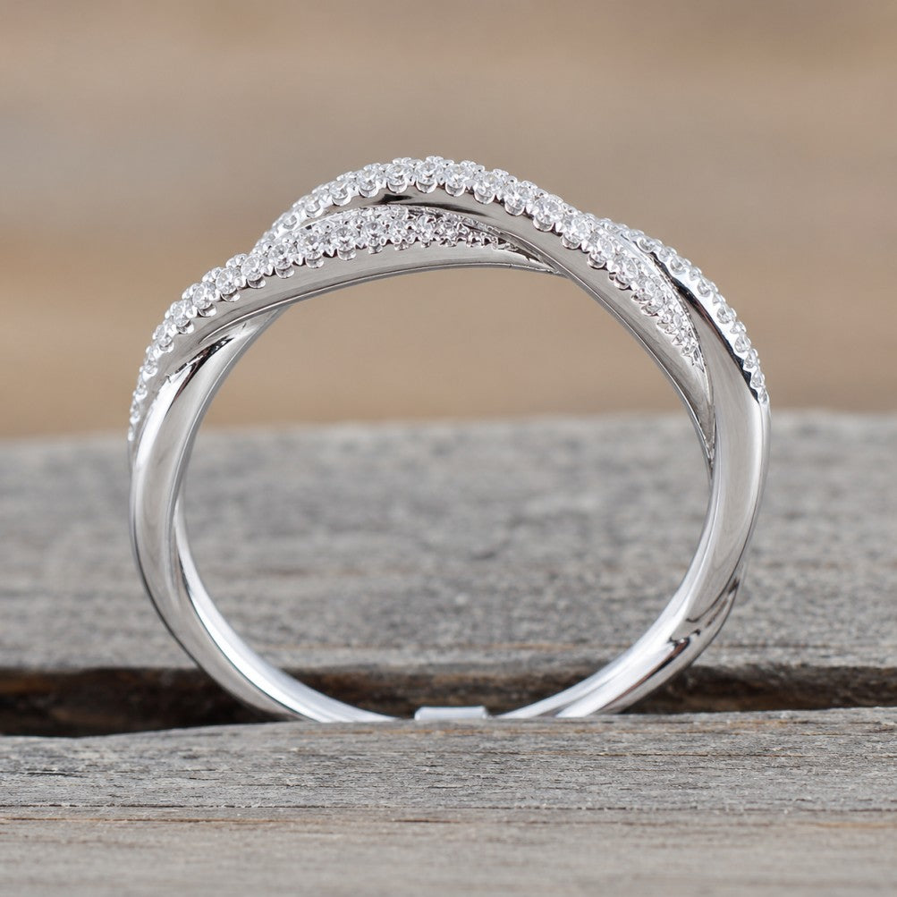 Luxury Twist Zirconia Ring