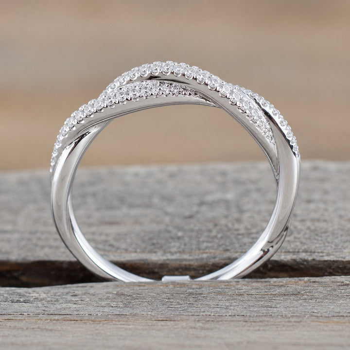 Luxury Twist Zirconia Ring