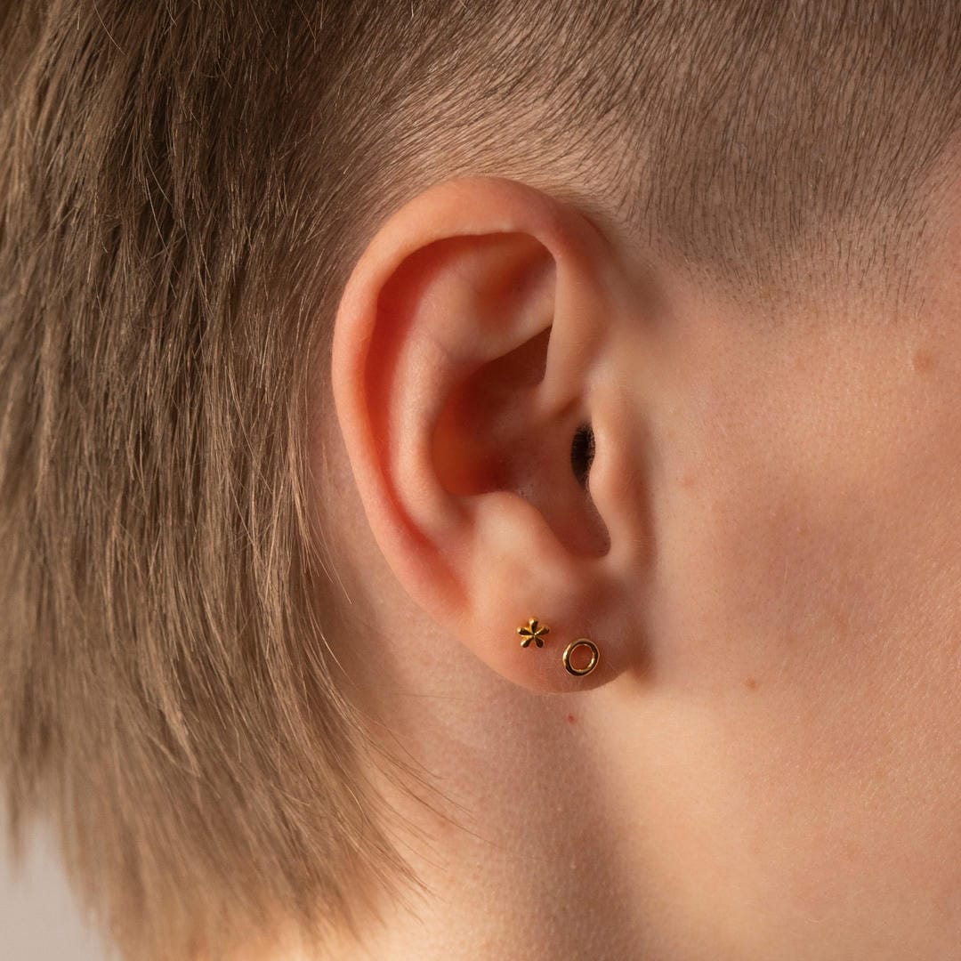 Micro Circle Studs Gold or Silver