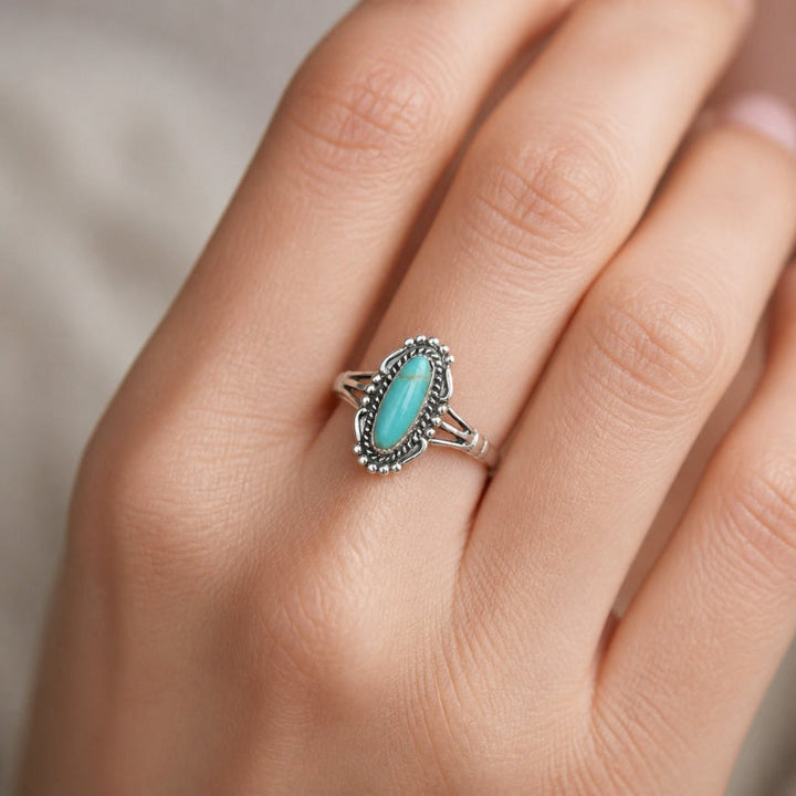 Lustrous Oval Turquoise Ring