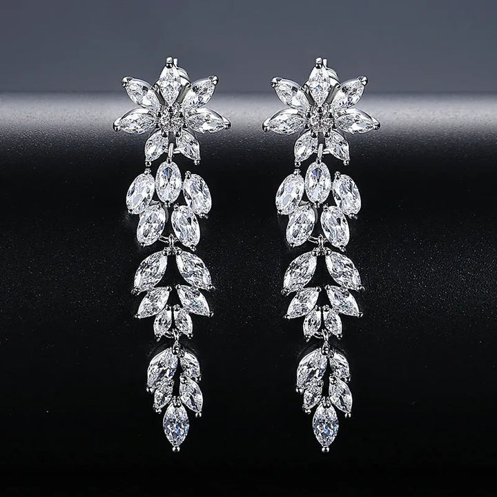 White Zirconia Flower Earrings