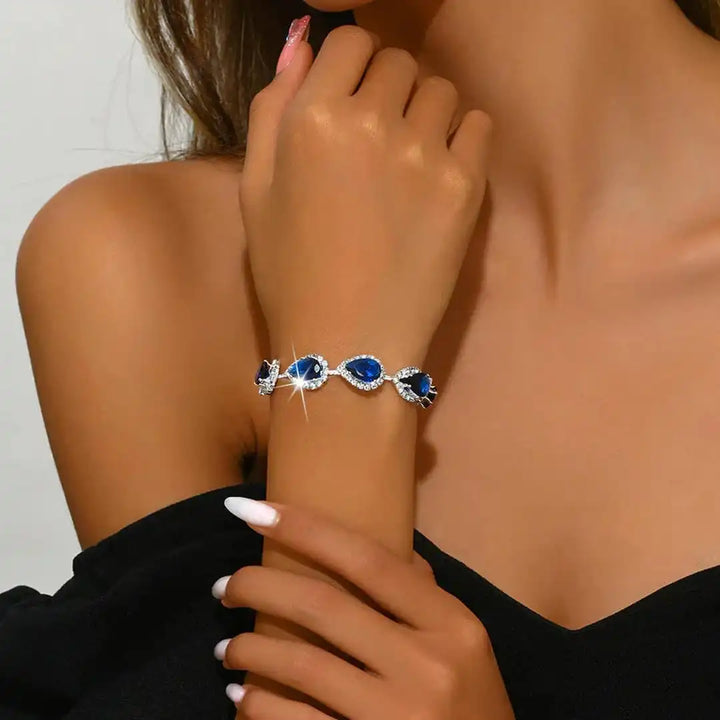 Lightweight Seren Lysmera Bracelet