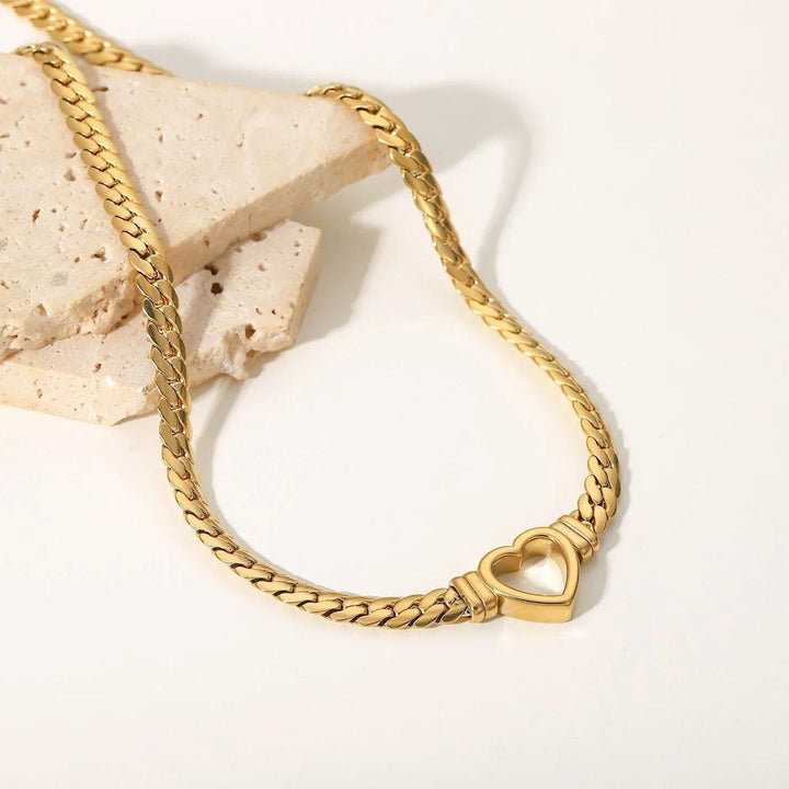 Elegant Hollow Heart Gold Choker