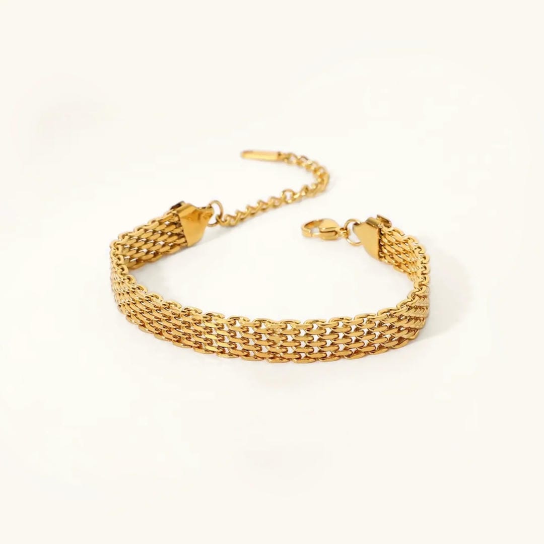 Elowyn Gold Chain Bracelet