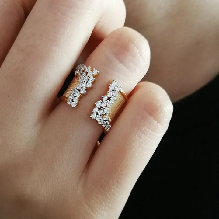 Lavish Zirconia Wide Ring