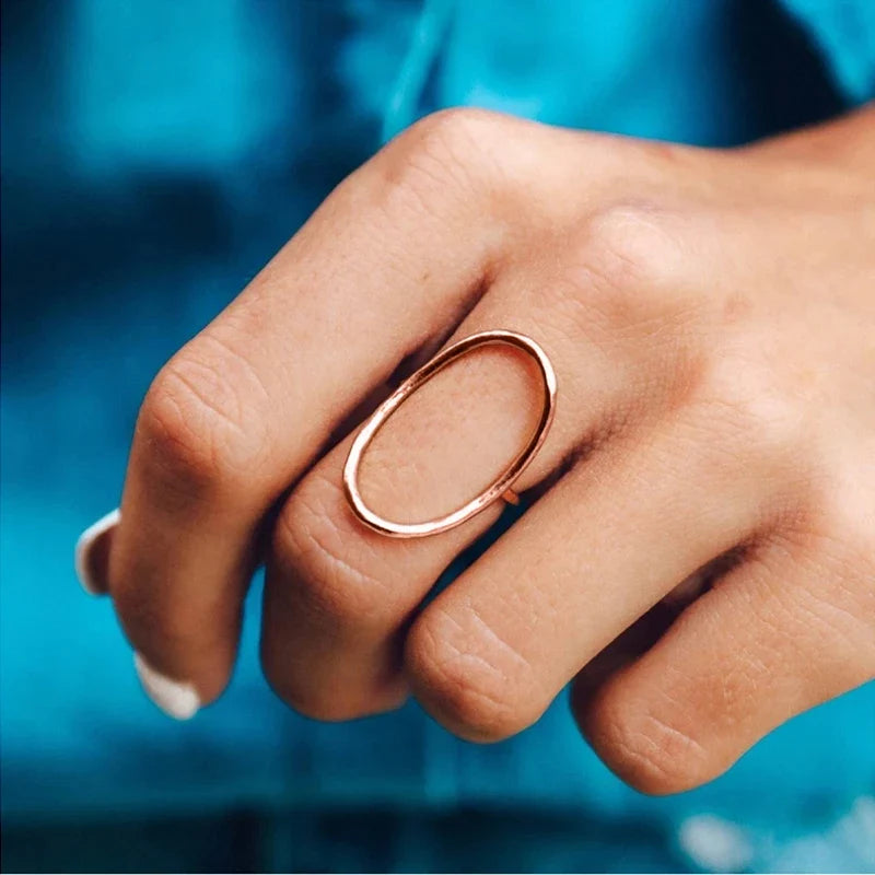 Refined Geometric Hollow Oval Ring