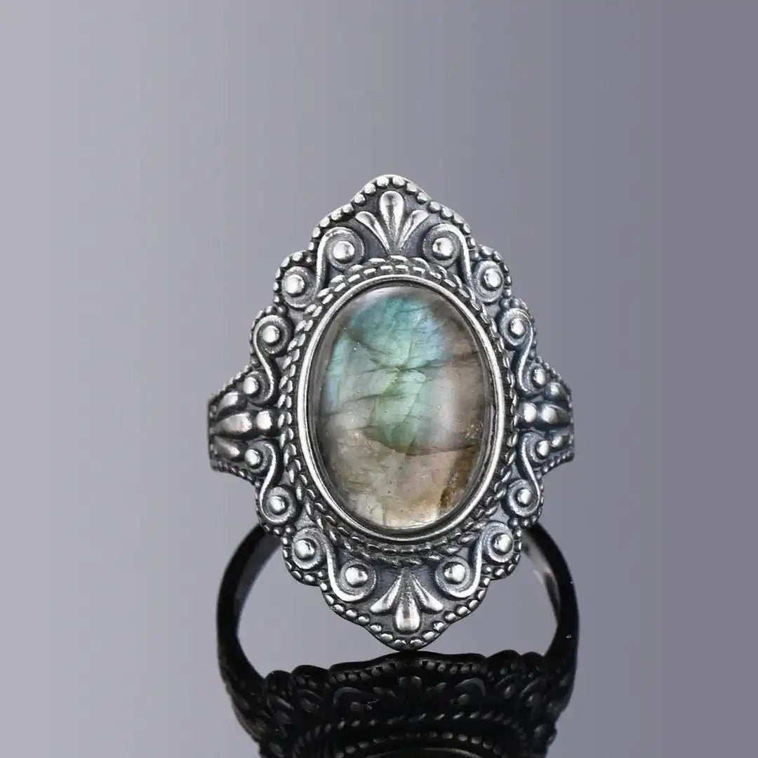 Vintage Silver Ornate Oval Ring