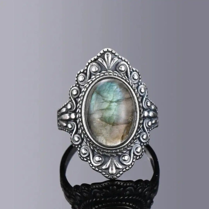 Vintage Silver Ornate Oval Ring