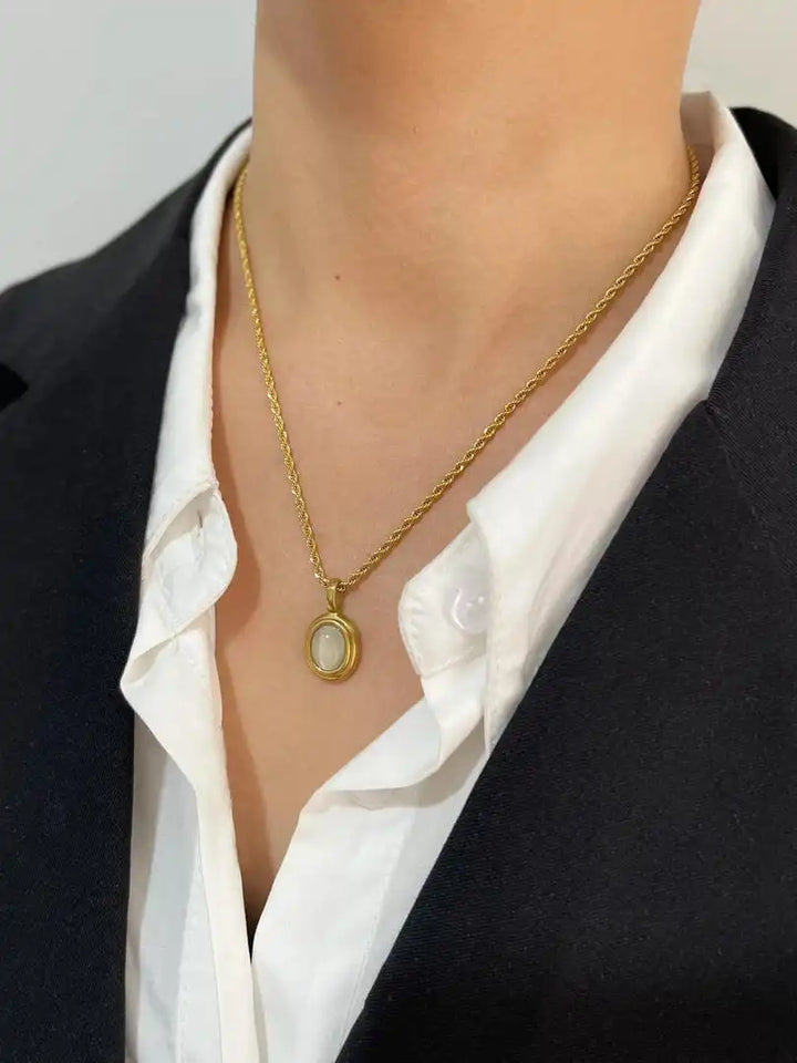Golden Chain with Black and White Stones