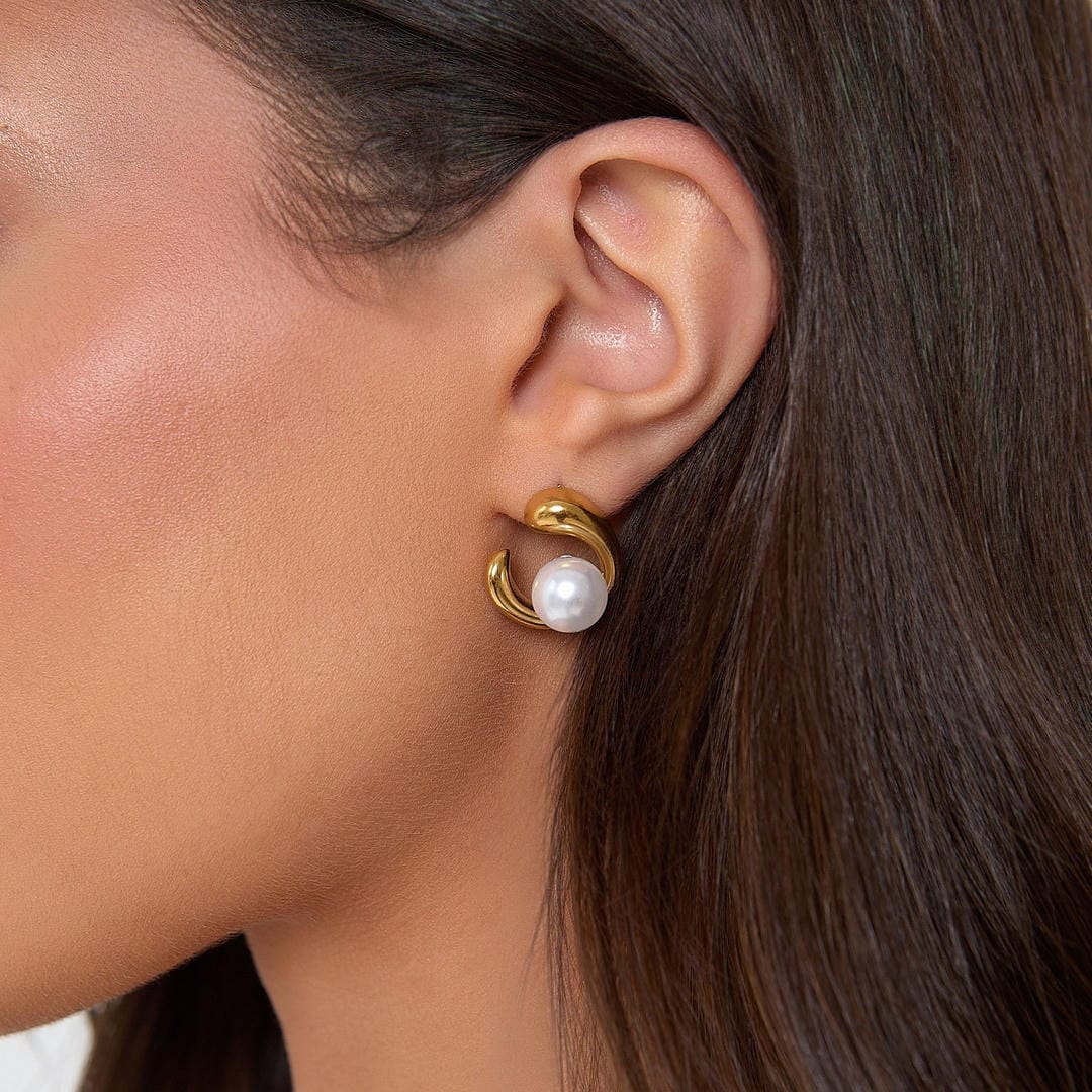 Elegant Gold Swirl Pearl Earrings