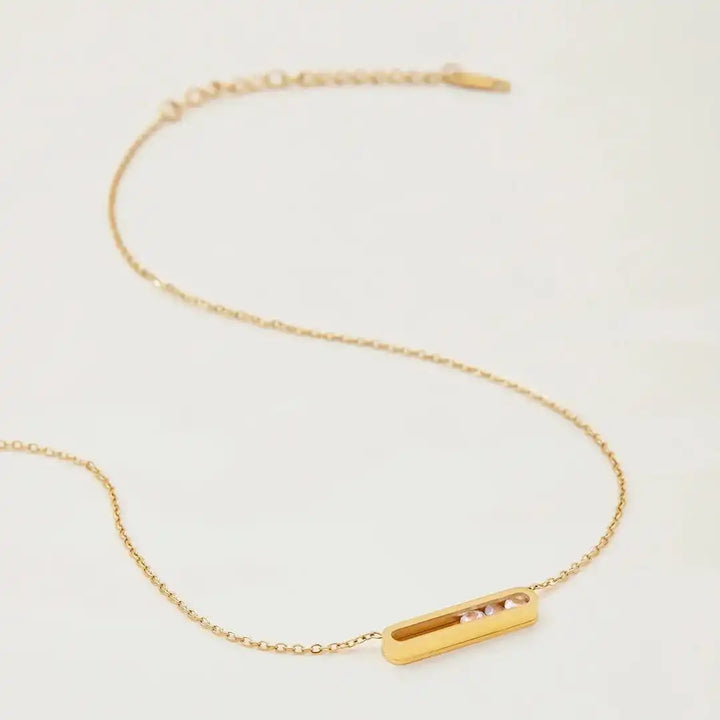 Dazzling Sculpted Gold Pendant