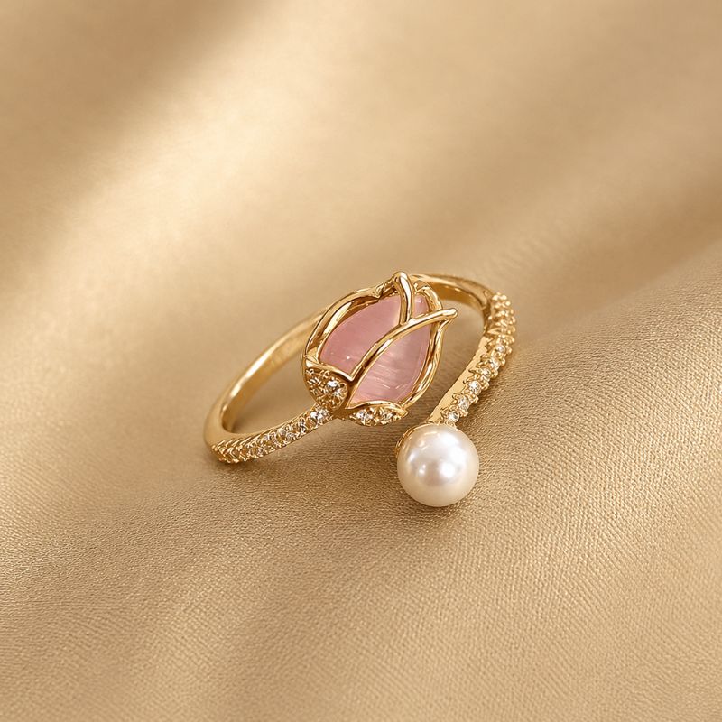 Exquisite Tulip Bud Gold Ring