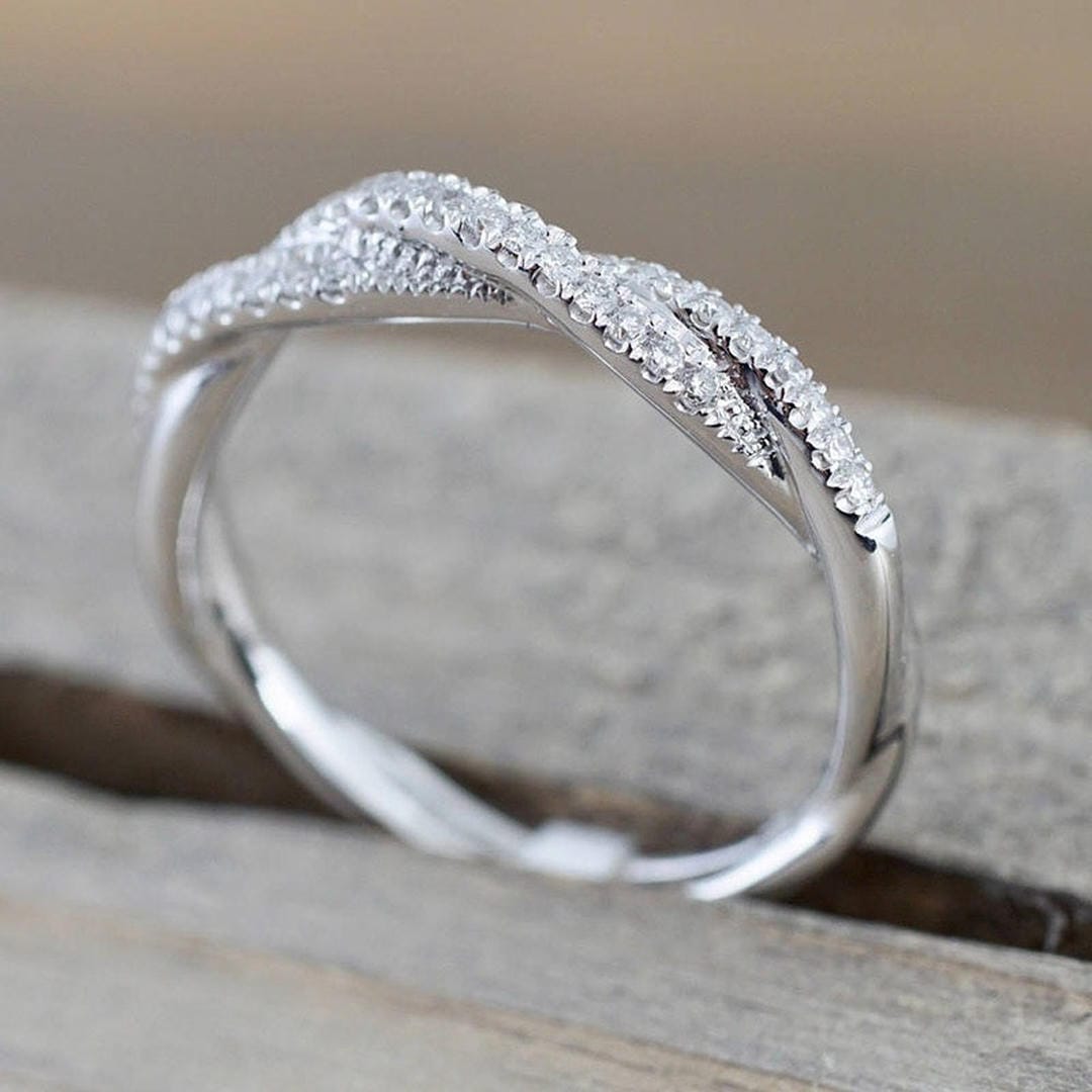 Twisted Stones Crossover Band