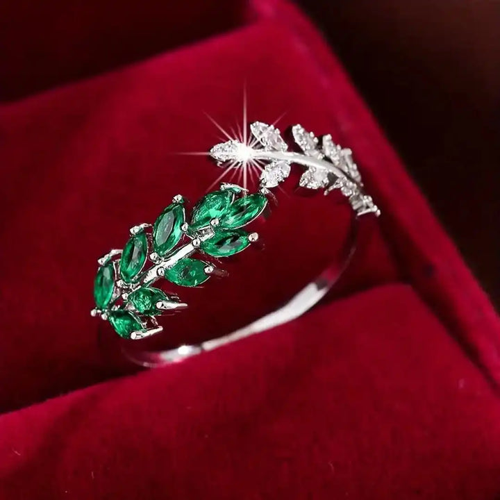 Dainty Emerald Green Leaf Ring