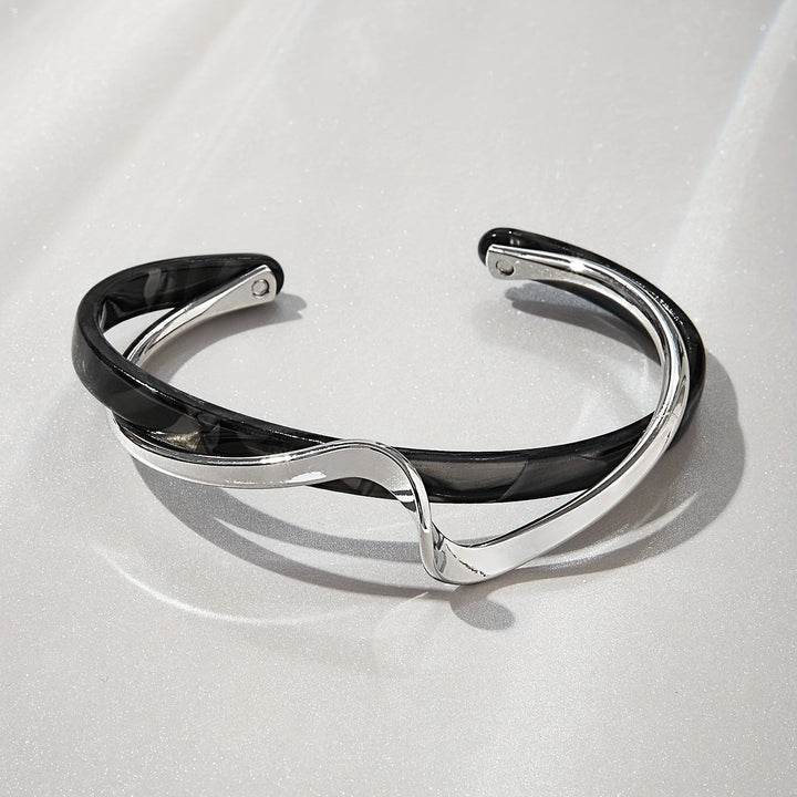 Minimalist Wave Shape Cuff Bracelet