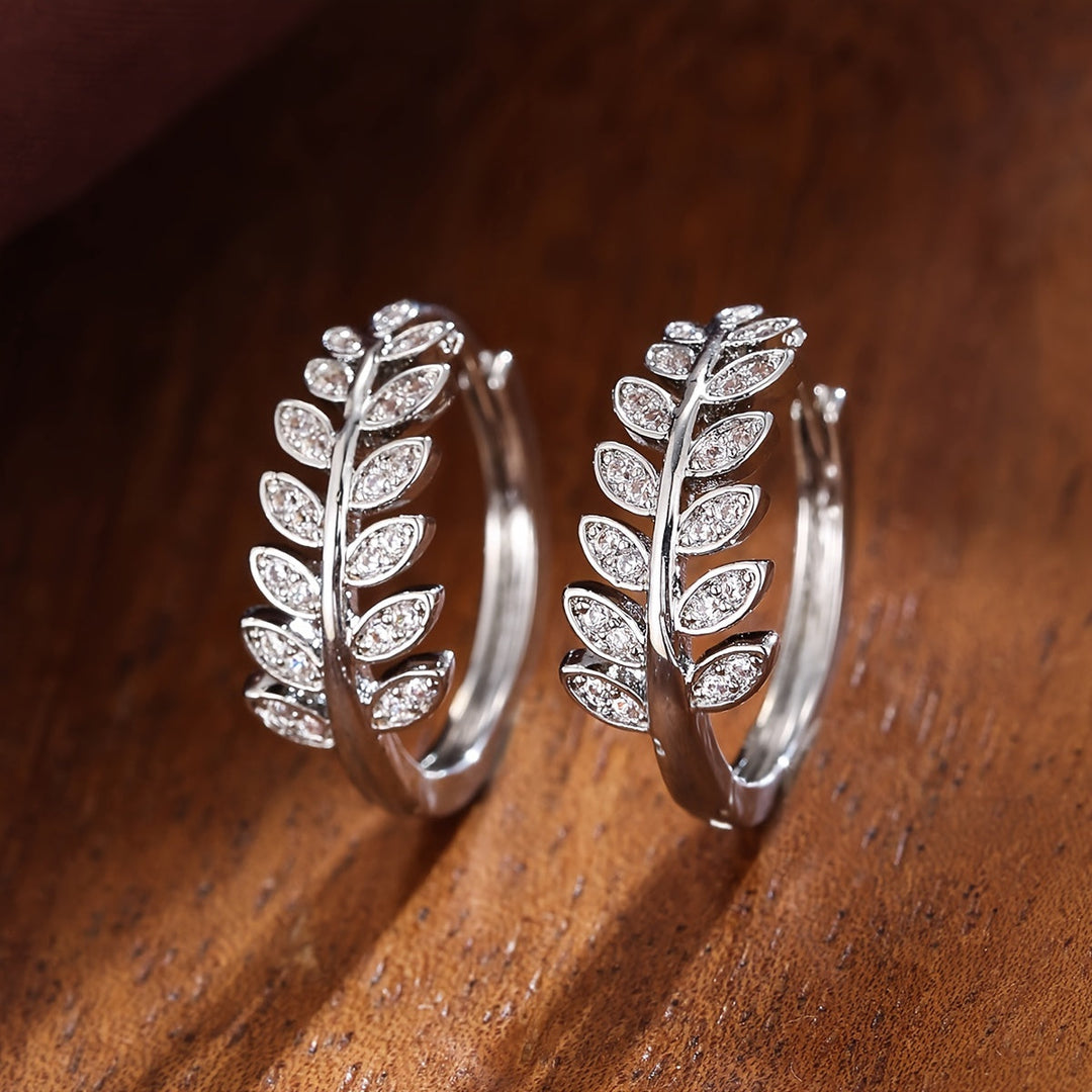 Inlaid Zirconia Leaf Fashion Earrings