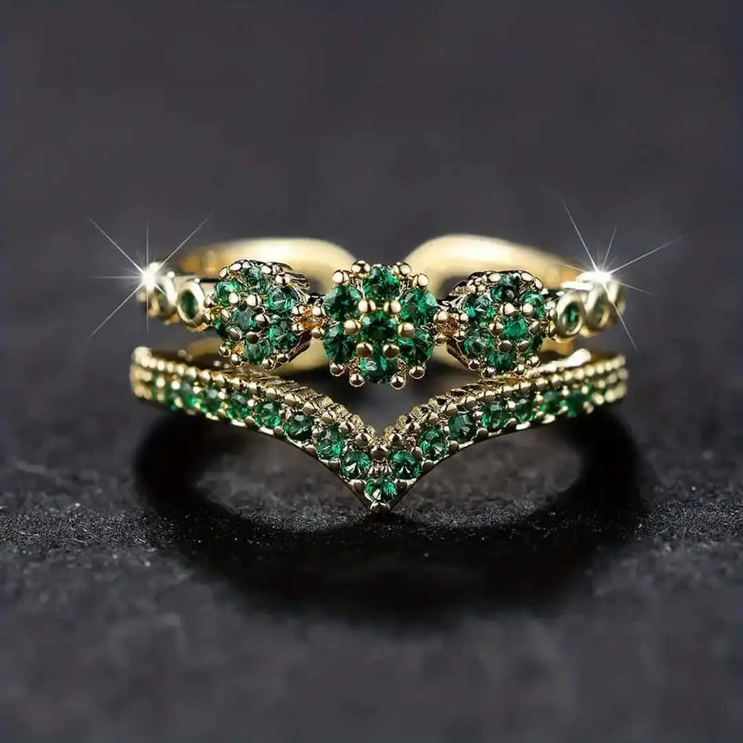 Sparkling Emerald Pearls Ring