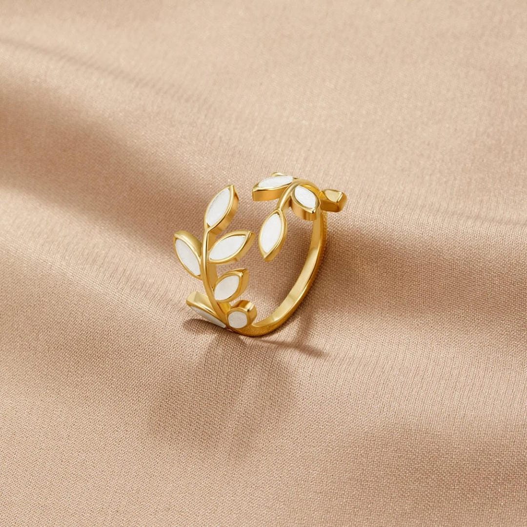 Serene Gold Adjustable Ring