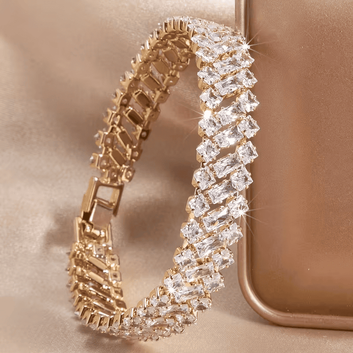 Emerald Crown Tennis Bracelet